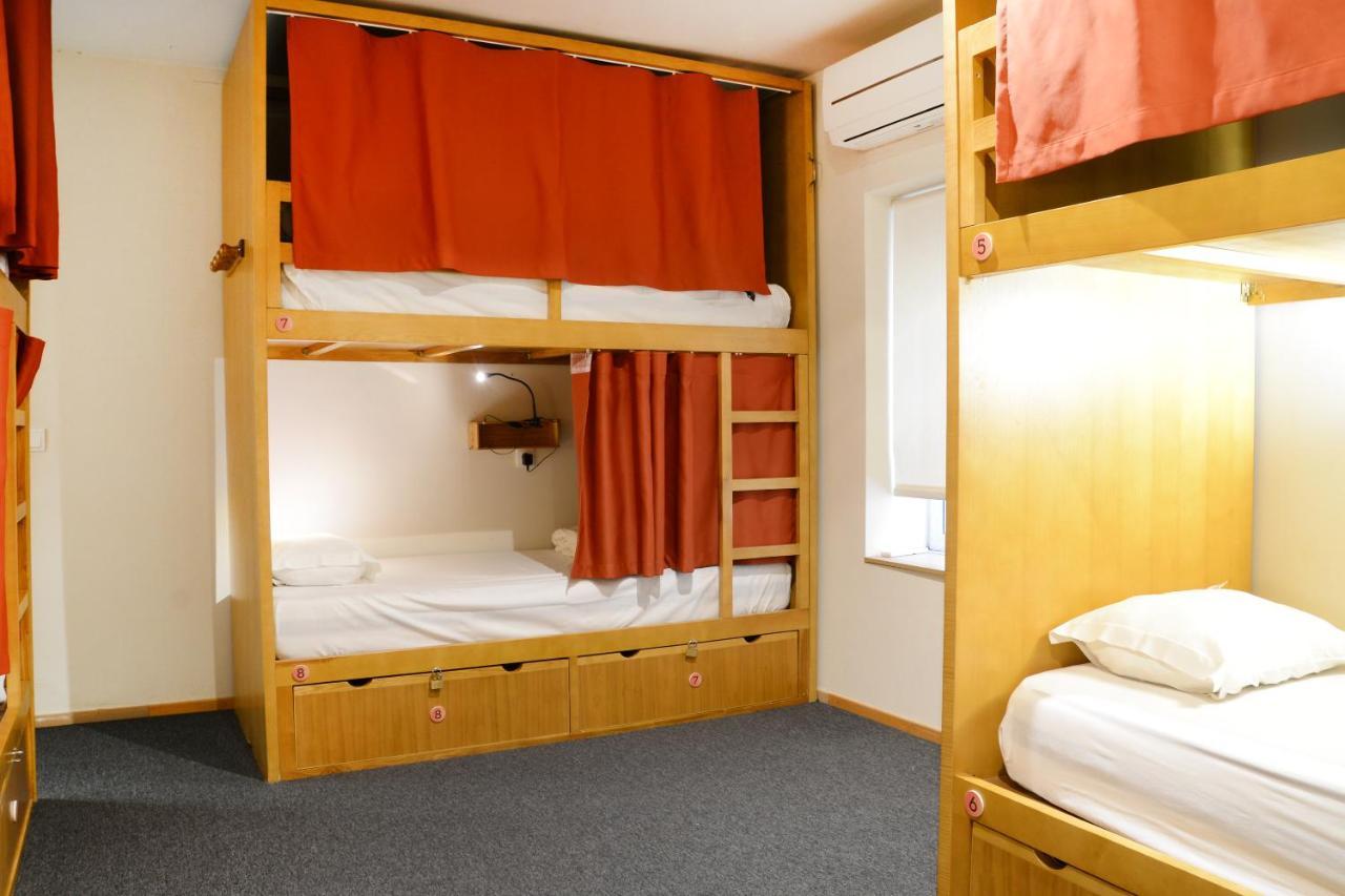 Peach Hostel & Suites Porto Luaran gambar