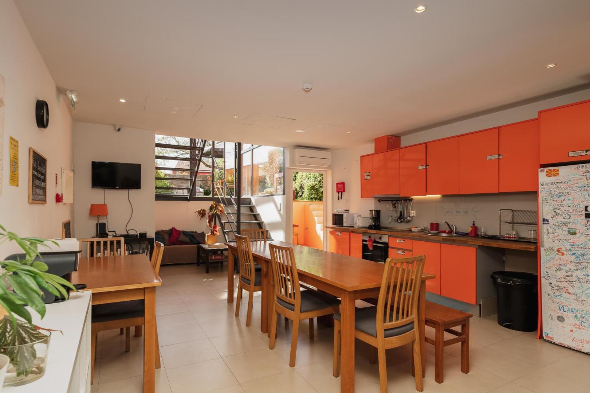 Peach Hostel & Suites Porto Luaran gambar