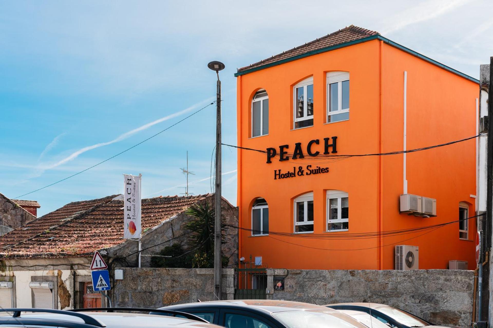 Peach Hostel & Suites Porto Luaran gambar