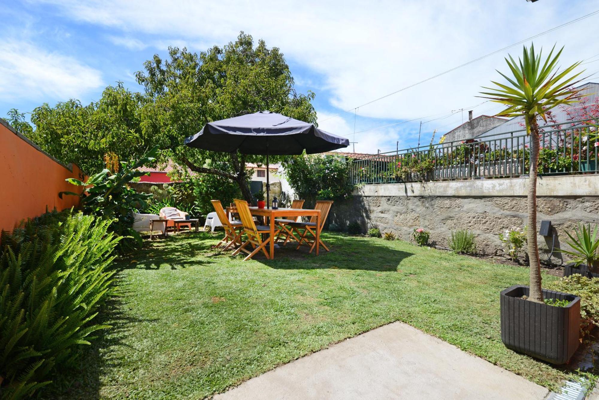 Peach Hostel & Suites Porto Luaran gambar