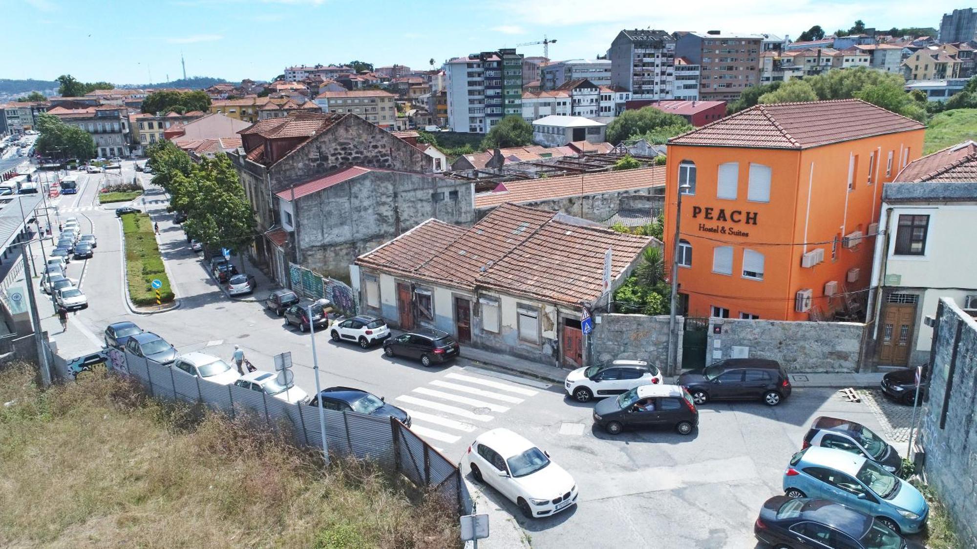 Peach Hostel & Suites Porto Luaran gambar