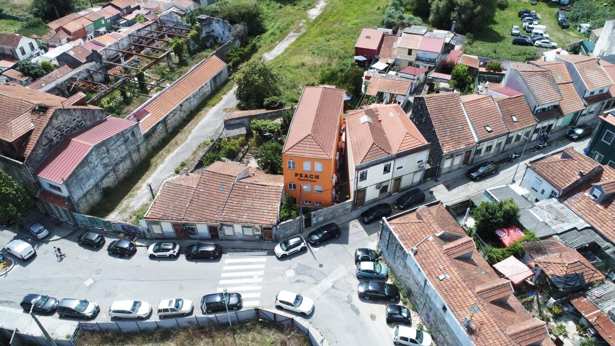 Peach Hostel & Suites Porto Luaran gambar